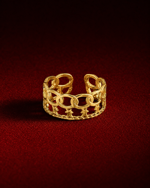 Bague Asil sur fond rouge signature Amani by Layal